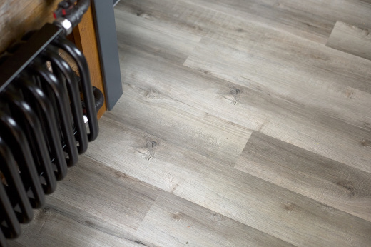 SPC-ламинат Home Expert Natural Дуб Горный ручей (замковая) / laminatomsk.ru