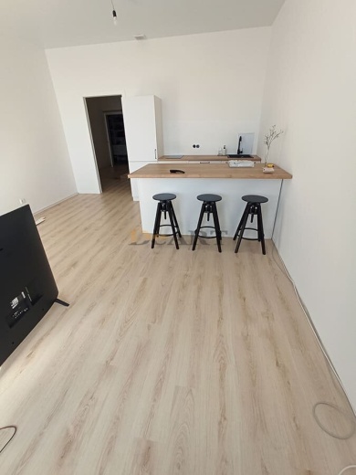 Кварцвиниловая плитка DeART LITE DA 7022 / laminatomsk.ru